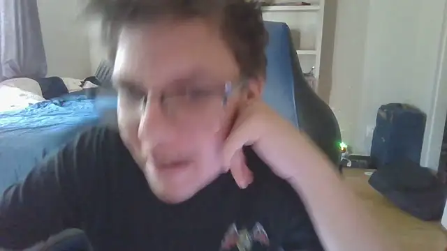 Snapshot of KaliSnow199623 chatting on 09/22/25, 11:51 KaliSnow199623 online show from 09/22/25, 11:51