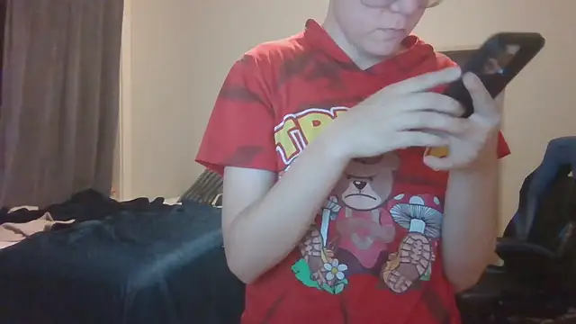 Snapshot of KaliSnow199623 chatting on 10/14/25, 03:51 KaliSnow199623 online show from 10/14/25, 03:51