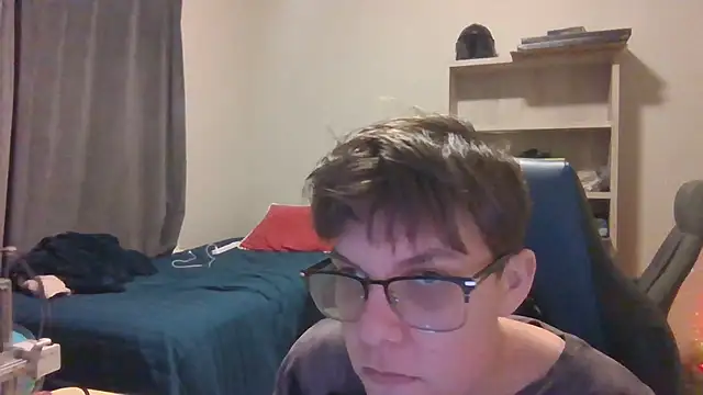 Snapshot of KaliSnow199623 chatting on 11/03/25, 02:24 KaliSnow199623 online show from 11/03/25, 02:24