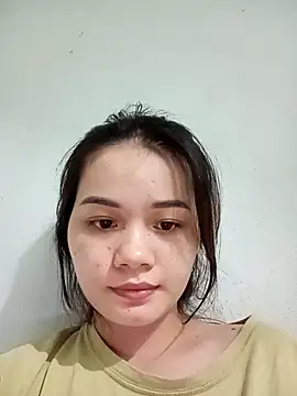 Ngoc-Trinh online show from 12/15/24, 07:57