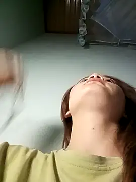 Ngoc-Trinh online show from 01/17/25, 04:36