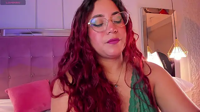 MelissaKarterrs online show from 11/26/25, 12:17