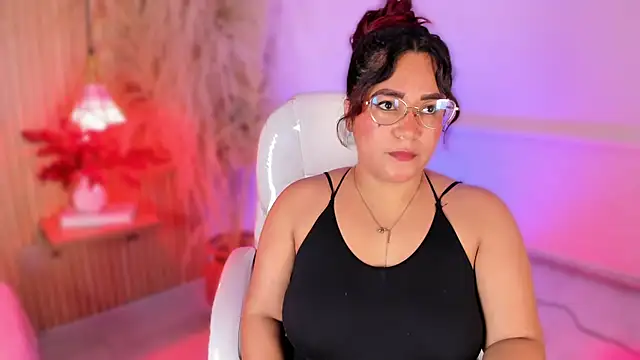 Snapshot of MelissaKarterrs chatting on 04/15/26, 12:01 MelissaKarterrs online show from 04/15/26, 12:01