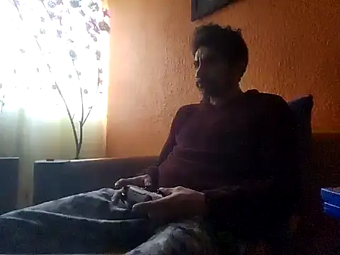 Snapshot of Angel_Coronel chatting on 01/17/25, 10:34 Angel Coronel online show from 01/17/25, 10:34