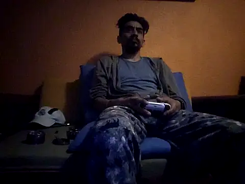 Snapshot of Angel_Coronel chatting on 02/18/25, 05:42 Angel Coronel online show from 02/18/25, 05:42