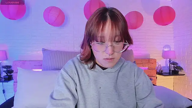 sofi bakerr online show from 03/10/25, 11:32