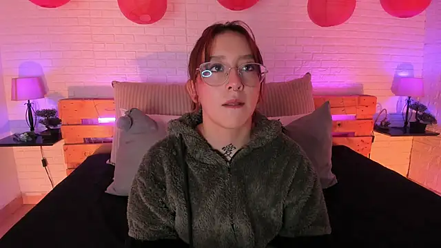 sofi bakerr online show from 03/21/25, 11:33