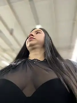 VAL PRINCESS online show from 12/16/24, 12:37