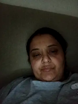 sarahhh1987 online show from 04/14/26, 09:43