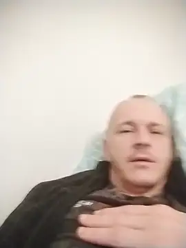 Snapshot of Singlepennis chatting on 03/19/25, 07:38 Singlepennis online show from 03/19/25, 07:38