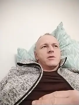 Snapshot of Singlepennis chatting on 03/20/25, 07:14 Singlepennis online show from 03/20/25, 07:14