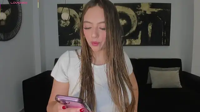 BellaRose X online show from 10/31/25, 05:36