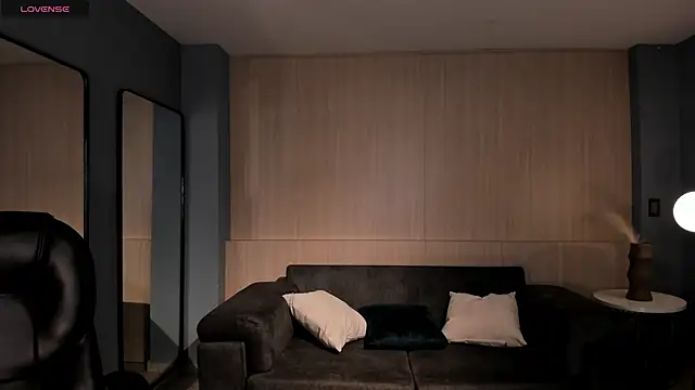 Snapshot of BellaRose_X chatting on 02/08/26, 05:16 BellaRose X online show from 02/08/26, 05:16