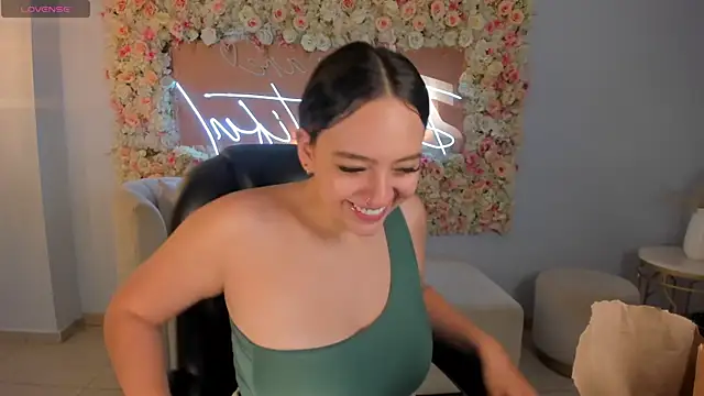 BellaRose X online show from 04/13/26, 05:13