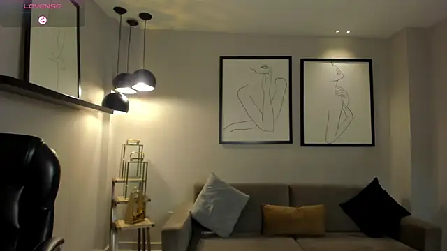 AliceHarper  online show from 05/04/26, 11:12