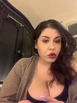 holyeroticss online show from 11/29/25, 10:13