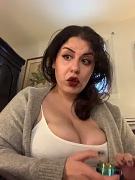 holyeroticss online show from 12/21/25, 05:31