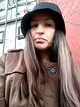 Snapshot of Divalive_28 chatting on 02/11/25, 08:42 Divalive 28 online show from 02/11/25, 08:42