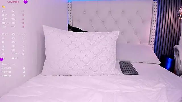 Snapshot of aliscollins_ chatting on 03/11/25, 05:27 aliscollins online show from 03/11/25, 05:27