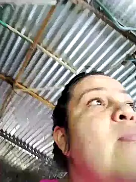 Snapshot of lunanataly chatting on 11/18/25, 02:32 lunanataly online show from 11/18/25, 02:32