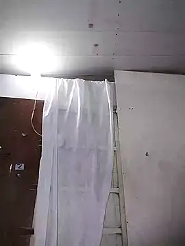 Snapshot of lunanataly chatting on 11/30/25, 09:41 lunanataly online show from 11/30/25, 09:41