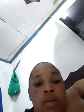 Pretty-sassy online show from 11/24/25, 07:57