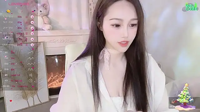 Snapshot of Kiss-18 chatting on 01/08/25, 12:05 Kiss-18 online show from 01/08/25, 12:05