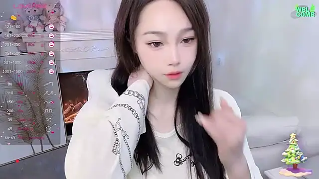 Snapshot of Kiss-18 chatting on 01/20/25, 12:36 Kiss-18 online show from 01/20/25, 12:36