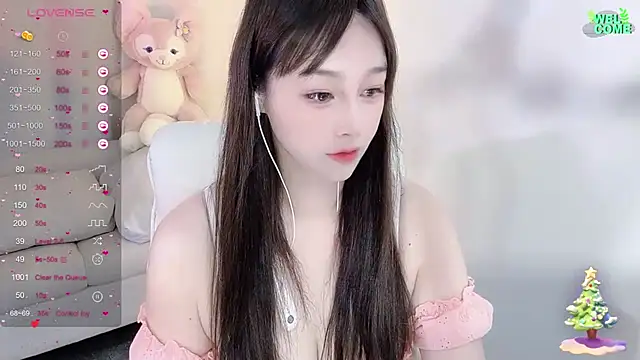 Snapshot of Kiss-18 chatting on 03/22/25, 07:25 Kiss-18 online show from 03/22/25, 07:25