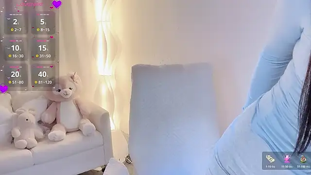 Snapshot of Kiss-18 chatting on 11/15/25, 01:36 Kiss-18 online show from 11/15/25, 01:36