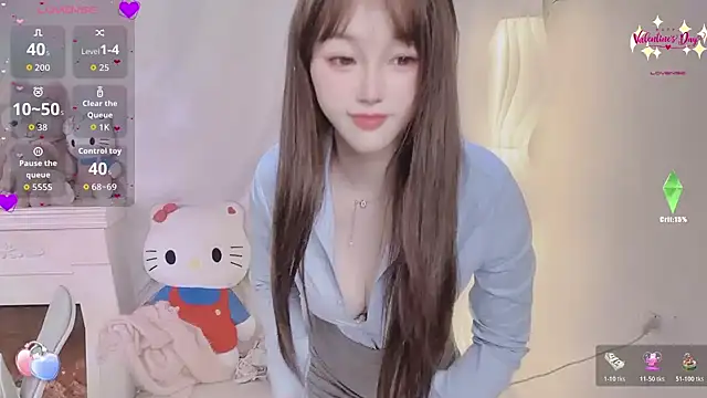 Snapshot of Kiss-18 chatting on 12/19/25, 02:24 Kiss-18 online show from 12/19/25, 02:24