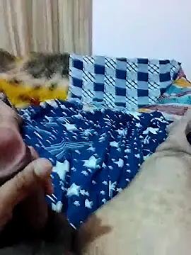 Snapshot of roadtucker123 chatting on 03/16/25, 12:23 roadtucker123 online show from 03/16/25, 12:23