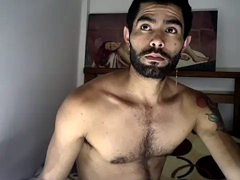 Snapshot of hideonbush051 chatting on 11/05/25, 02:28 hideonbush051 online show from 11/05/25, 02:28