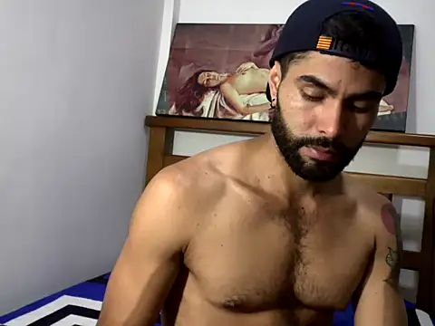 hideonbush051 online show from 01/07/26, 02:19