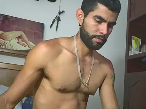 hideonbush051 online show from 04/07/26, 02:06