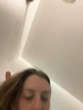 Snapshot of jungleangel chatting on 02/28/25, 05:59 jungleangel online show from 02/28/25, 05:59