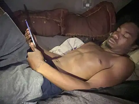 SlimeCrownzOut5 online show from 03/08/26, 12:41