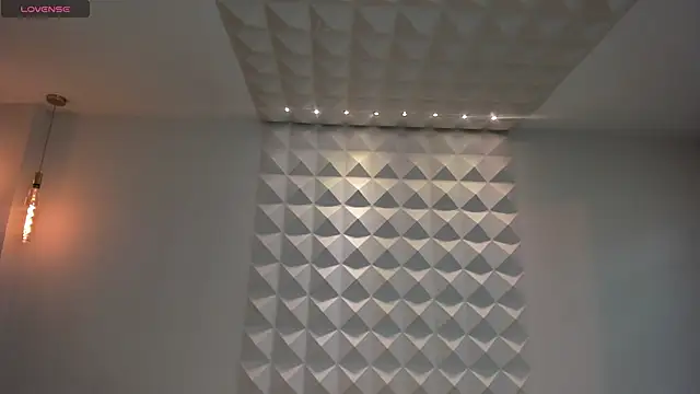 AnaisNin online show from 12/22/25, 11:18