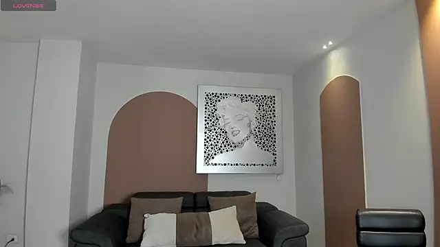 AnaisNin online show from 03/26/26, 11:05