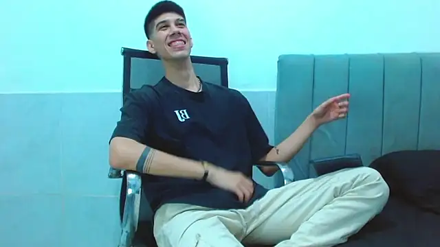 jhony-sex online show from 03/12/26, 04:07