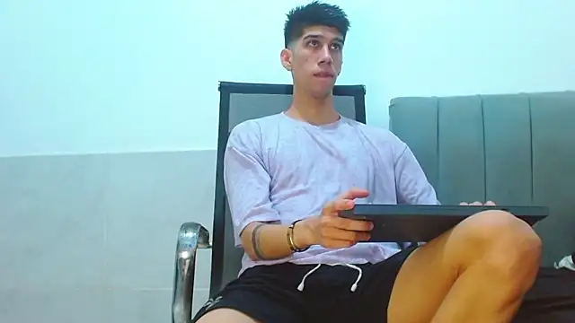 jhony-sex online show from 06/03/26, 07:44
