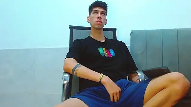jhony-sex online show from 06/18/26, 07:41
