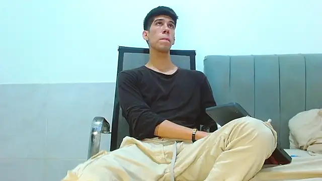 jhony-sex online show from 07/04/26, 06:30