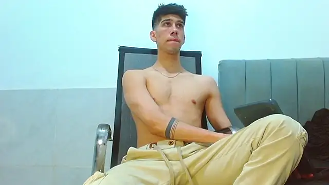 jhony-sex online show from 07/30/26, 07:40