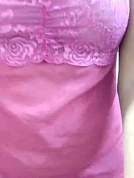 Snapshot of Banii_22 chatting on 10/23/25, 12:54 Banii 22 online show from 10/23/25, 12:54