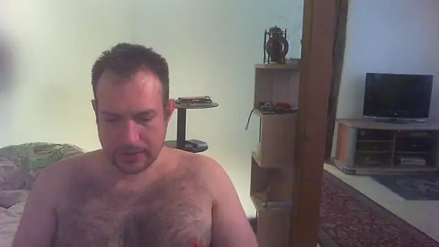 Snapshot of Mike_12hot chatting on 11/25/25, 10:26 Mike 12hot online show from 11/25/25, 10:26