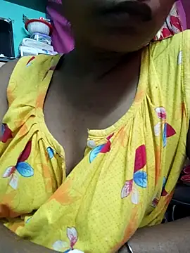 Snapshot of Bengoli--bhabhi chatting on 02/26/25, 08:37 Bengoli--bhabhi online show from 02/26/25, 08:37