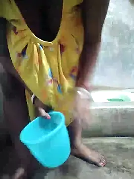 Snapshot of Bengoli--bhabhi chatting on 03/11/25, 03:48 Bengoli--bhabhi online show from 03/11/25, 03:48