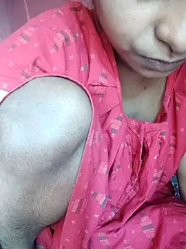 Snapshot of Bengoli--bhabhi chatting on 03/11/25, 10:07 Bengoli--bhabhi online show from 03/11/25, 10:07