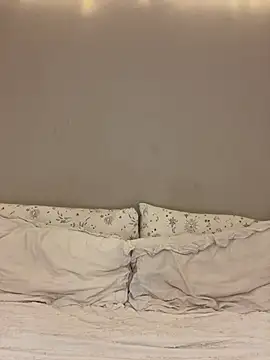 Snapshot of princesslola666 chatting on 01/04/25, 05:47 princesslola666 online show from 01/04/25, 05:47